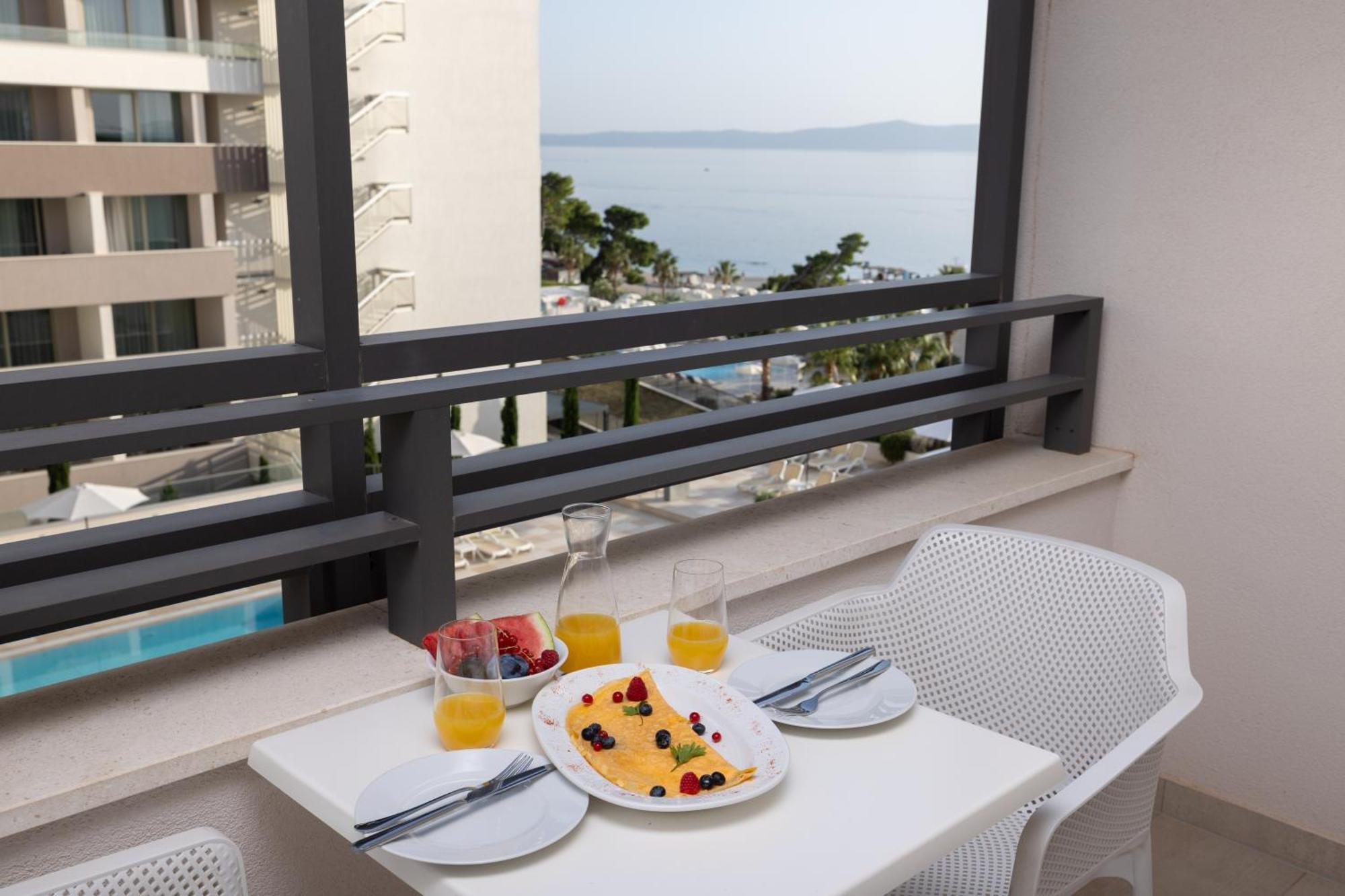 Deluxe Apartment mit 1 Schlafzimmer und seitlichem Meerblick