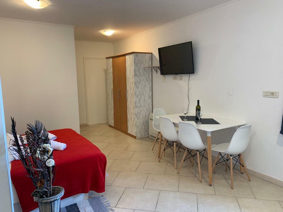 Studio-Apartment